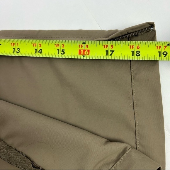 Mountain Equipment Co-Op Women’s Hiking Outdoor Convertible Pants/Shorts Sz 6 - Picture 15 of 16